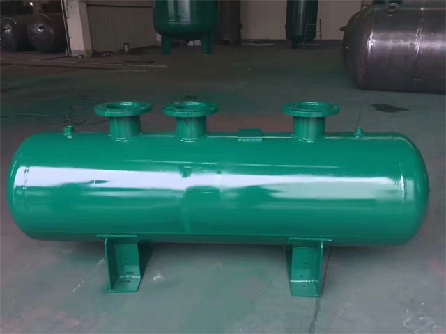 1679991473376569.jpeg 南湖南湖南湖蒸汽分气缸1.jpeg
